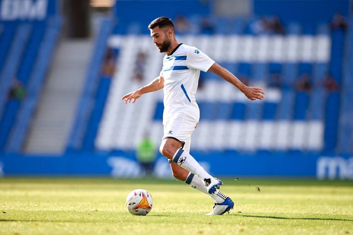 今晚法甲传出新动向，皇家社会主帅复盘，管理层表态——话题不断，更衣室氛围转暖的简单介绍-爱游戏全站