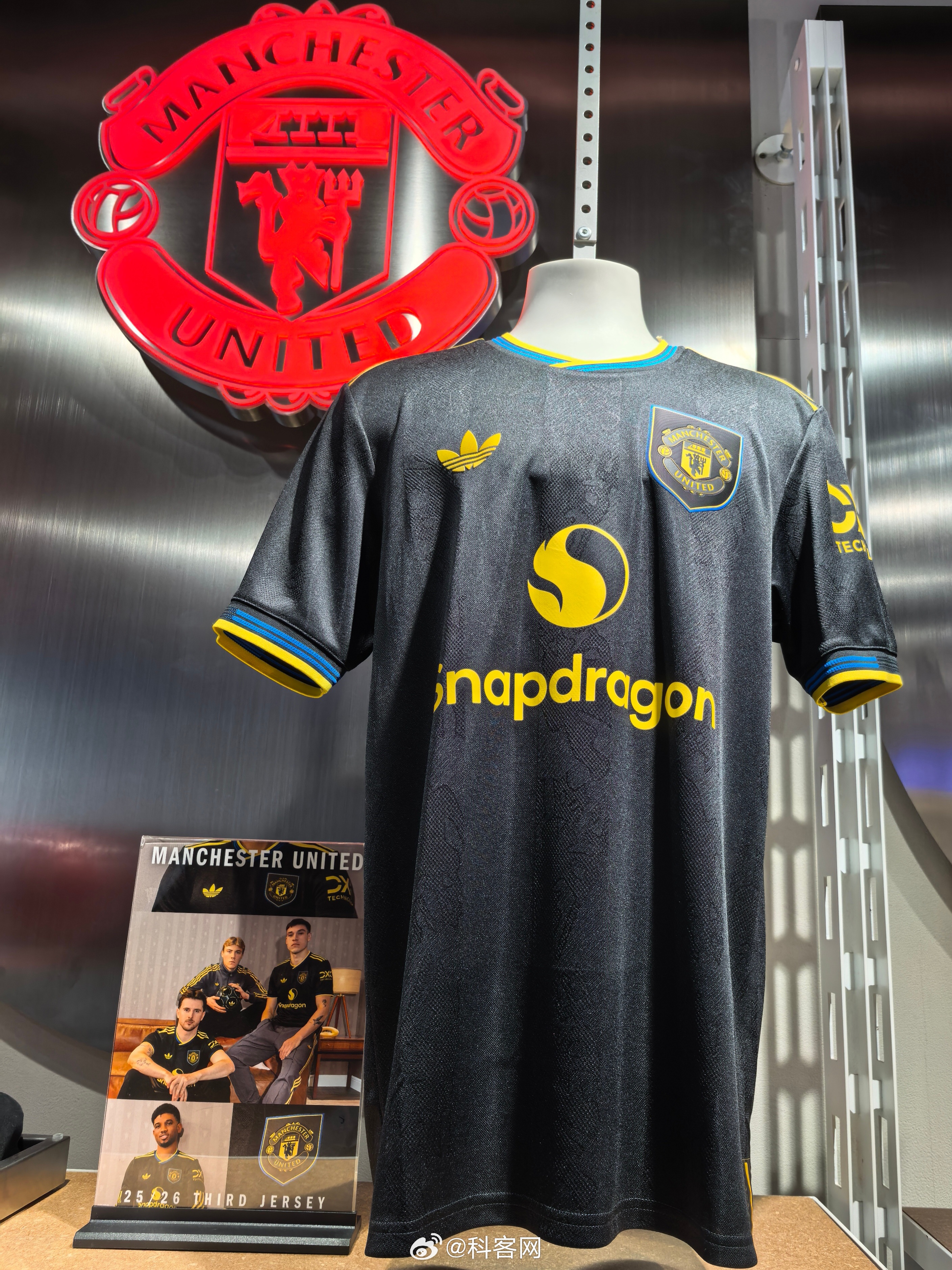 包含窗口期巴黎圣日耳曼调整名单以备英超，远射贴柱环节打磨，底气十足，球队文化再被提及的词条-爱游戏手机版