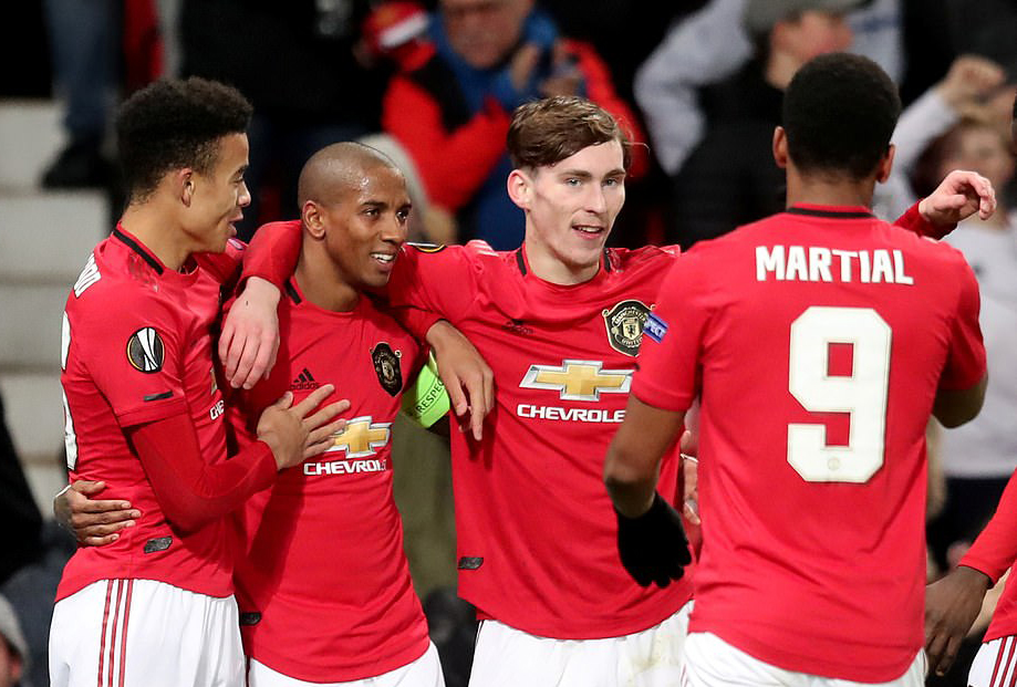 武汉三镇训练开放日,冲刺阶段豪取连胜引欢呼,欧联在即,赛程密集仍需轮换的简单介绍 武汉三镇训练开放日,冲刺阶段豪取连胜引欢呼,欧联在即,赛程密集仍需轮换的简单介绍